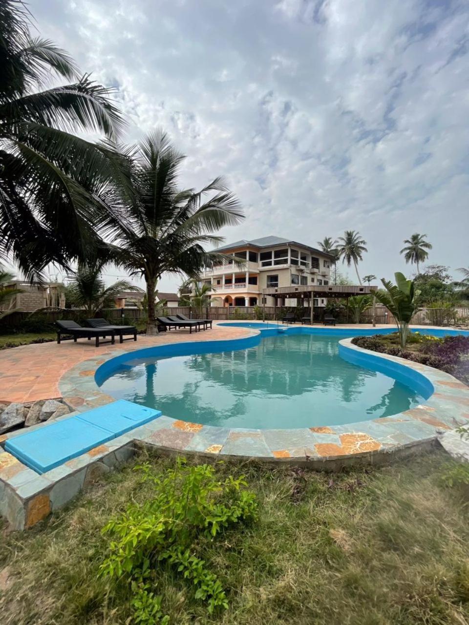 Afiki Otel Elmina Dış mekan fotoğraf